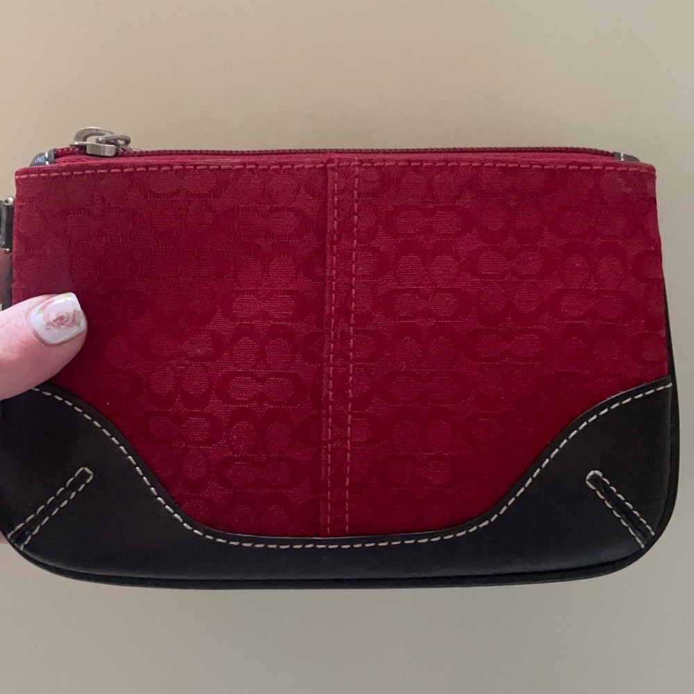 NWOT Coach wristlet